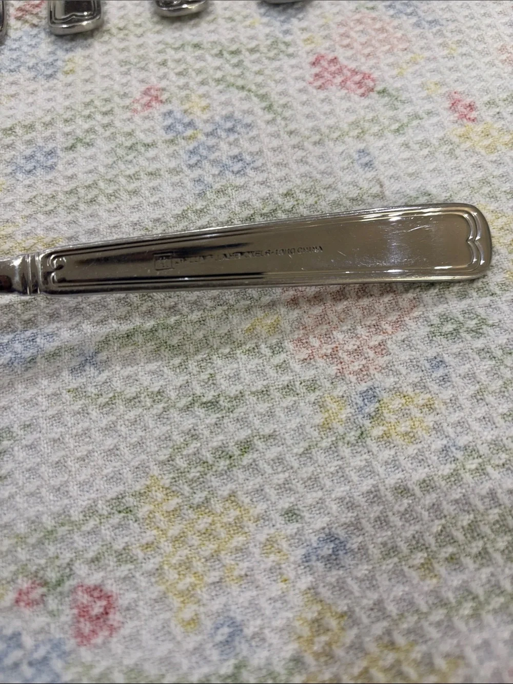28 Pc Zwilling J.A. Henckels Vintage 1876 Stainless Steel Flatware.